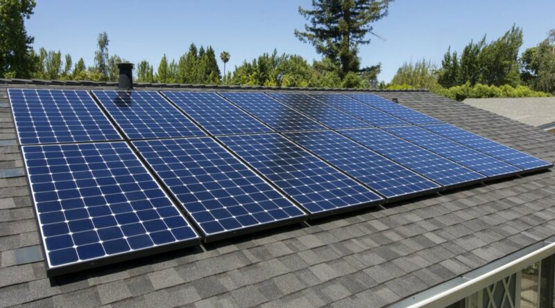 Celle fotovoltaiche sul tetto di una casa