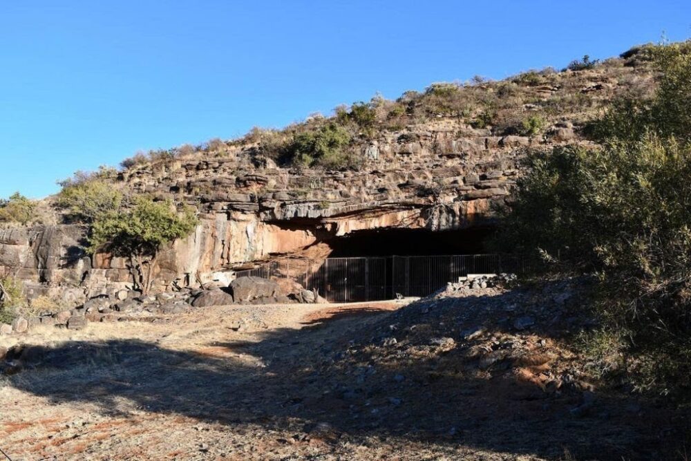 L'ingresso alla Grotta di Wonderwerk