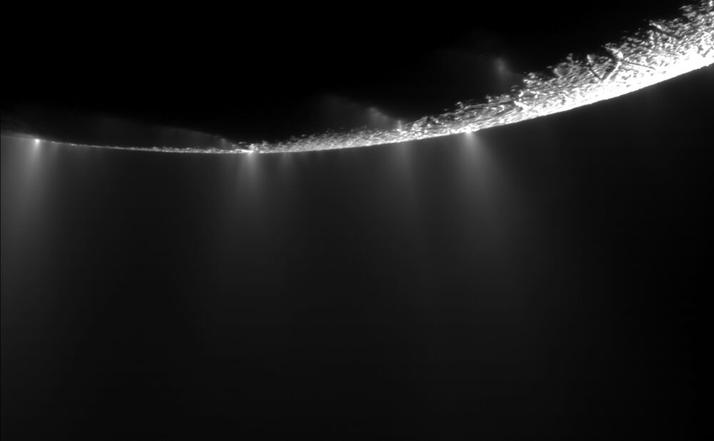 I geyser di Encelado